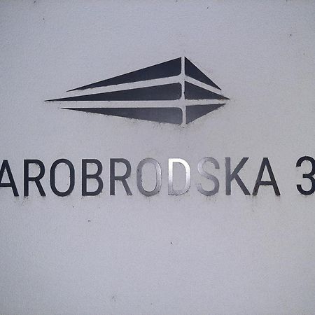 Apartman Viaggio Sremska Mitrovica Eksteriør bilde